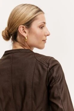 B.young Leren Jassen Tussenjas BYACOM Dames Donkerbruin -Schmuddelwedda Winkel 087f8ddc4e94f041ffa0f38206c134d3