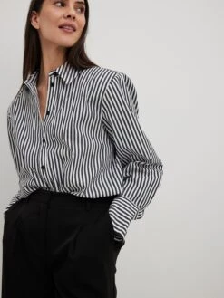 NA-KD Bandplooibroeken Loosefit Bandplooibroek Dames Zwart -Schmuddelwedda Winkel 0da8f9f065b7db11daf62e15d8101725