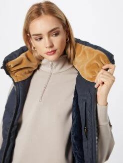 Bodywarmers Bodywarmer Ein Stück Vom Himmel Dames Nachtblauw -Schmuddelwedda Winkel 7758ac9a6fe69cf982e938d733683e6e