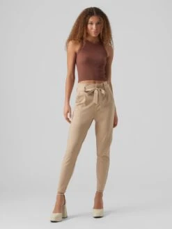 Vero Moda Bandplooibroeken Slimfit Bandplooibroek Dames Beige -Schmuddelwedda Winkel 88a9c587927e003ce654d9243b21884c