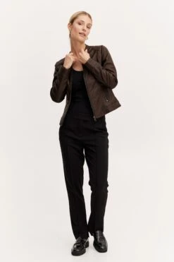 B.young Leren Jassen Tussenjas BYACOM Dames Donkerbruin -Schmuddelwedda Winkel 9a6c8eafa4c1c74ba265883716cd5afe