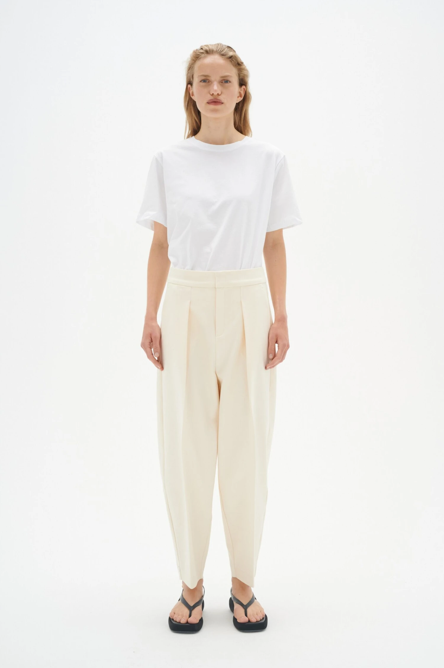 InWear Bandplooibroeken Loosefit Bandplooibroek Zella Dames Beige 5 InWear Bandplooibroeken Loosefit Bandplooibroek Zella Dames Beige - Afbeelding 3