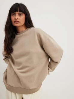 NA-KD Sweatshirts Sweatshirt Dames Donkerbeige